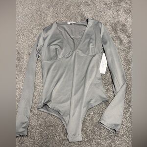 Chic Long Sleeve Gray Bodysuit